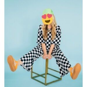 Women's Black and White Checkered Set